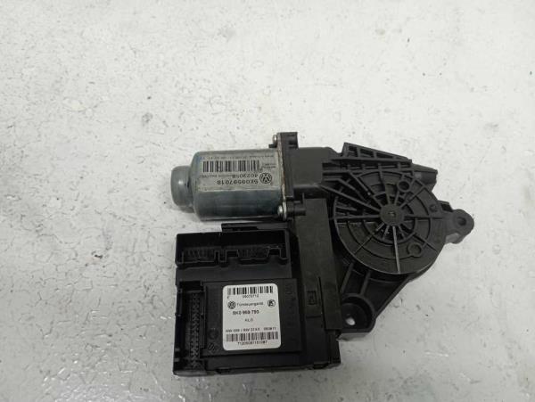 MOTEUR LEVE VITRE AVANT GAUCHE VW - Vue 1